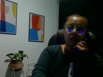 Milfginebra December 31, 2024 Chaturbate stream image