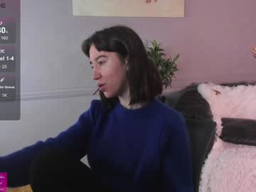 Belle_Via December 31, 2024 Chaturbate stream image