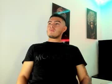 Julian_070 December 31, 2024 Chaturbate stream image