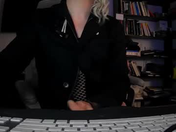 Carlsgood December 31, 2024 Chaturbate stream image