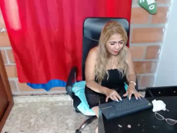 Rennatabotwell02 December 31, 2024 Chaturbate stream image