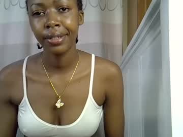 Pretty_Petite24 December 31, 2024 Chaturbate stream image