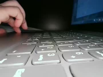 Toponipi10 December 31, 2024 Chaturbate stream image