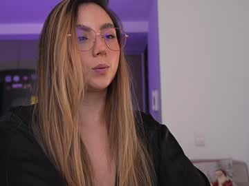 Happyhoney_ December 31, 2024 Chaturbate stream image