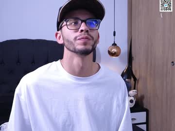 Phantom_Bigger1 December 31, 2024 Chaturbate stream image
