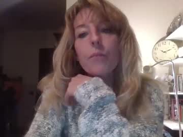 Sexymoon81 December 31, 2024 Chaturbate stream image