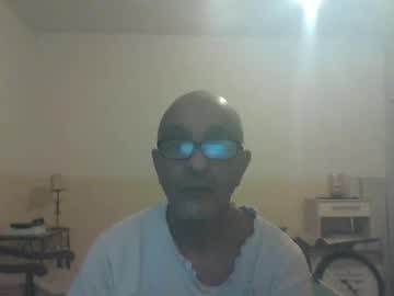 Moment71200 December 31, 2024 Chaturbate stream image