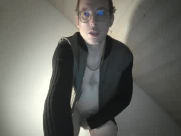 Heytheresunshine339623 December 31, 2024 Chaturbate stream image