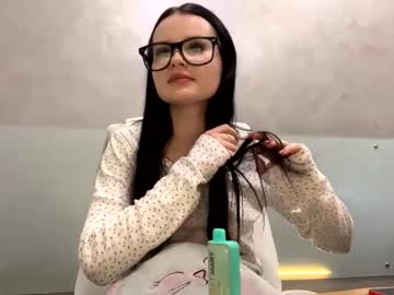 Xcutemollyx December 31, 2024 Chaturbate stream image