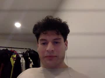Applejuice18 January 01, 2025 Chaturbate stream image