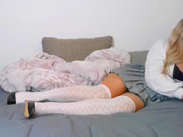 Vickyvickge January 01, 2025 Chaturbate stream image