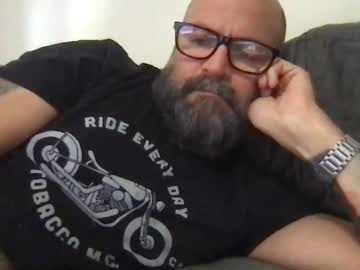 Pleasesitonmycock January 01, 2025 Chaturbate stream image