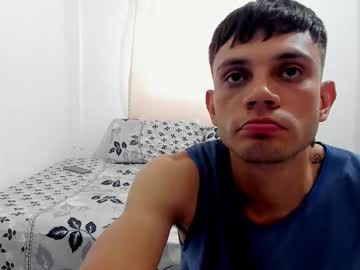 Carlyandsanti25 January 01, 2025 Chaturbate stream image
