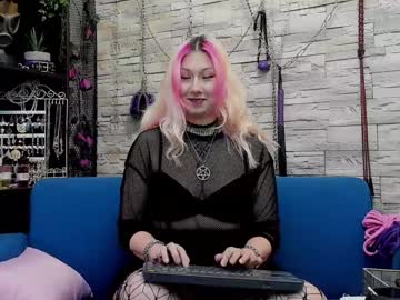 Kaziaswart stream photo from January 01, 2025