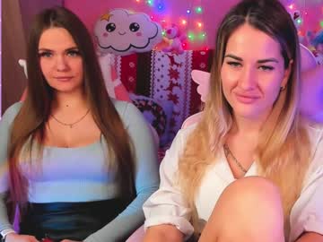 Hotty_Girls_Here January 02, 2025 Chaturbate stream image