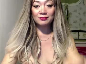 Showmeyourlove33 January 02, 2025 Chaturbate stream image