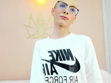 Liamluna_ January 02, 2025 Chaturbate stream image