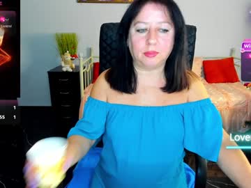 Julia_Dean January 02, 2025 Chaturbate stream image