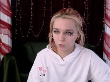Marta_Sinnabon January 02, 2025 Chaturbate stream image