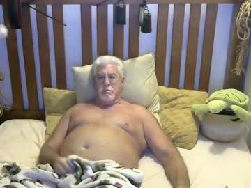 Yoursilverfoxman January 03, 2025 Chaturbate stream image