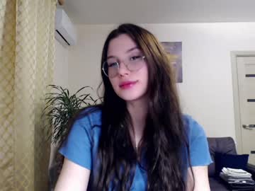 Kristal89 January 03, 2025 Chaturbate stream image