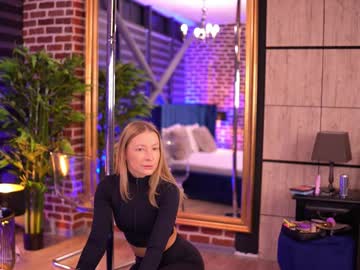 Adelleinne January 03, 2025 Chaturbate stream image