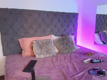 Rebeca_Cortez1 January 03, 2025 Chaturbate stream image