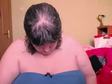 Hugetitsxxx January 03, 2025 Chaturbate stream image