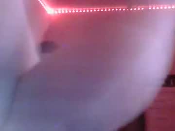 M0mmy0f12 January 03, 2025 Chaturbate stream image