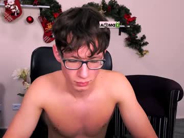 Tony_Bonyy January 03, 2025 Chaturbate stream image