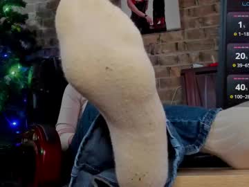 Misspetitevenus January 03, 2025 Chaturbate stream image