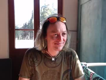 Greenmoon88888 January 03, 2025 Chaturbate stream image