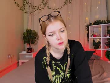 Bluberry_Fox January 03, 2025 Chaturbate stream image