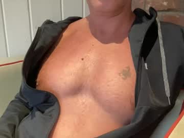 Comfides1 January 03, 2025 Chaturbate stream image