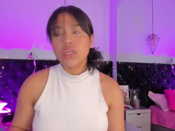 Emiily_Ferrers January 03, 2025 Chaturbate stream image