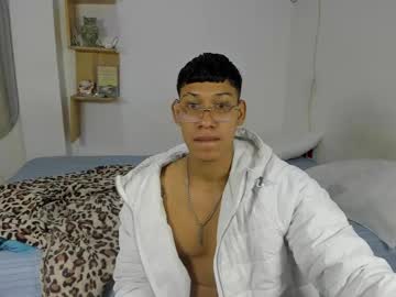 Slim_Master12 January 03, 2025 Chaturbate stream image