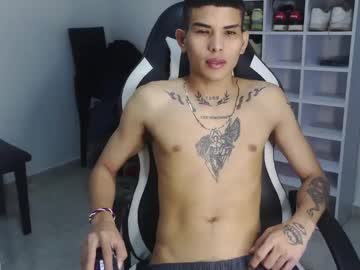 Feet_Findom777 January 03, 2025 Chaturbate stream image