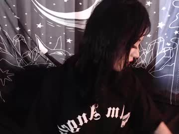 Isabella__Dark January 03, 2025 Chaturbate stream image