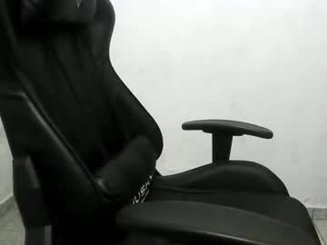 Euzinho320 January 03, 2025 Chaturbate stream image