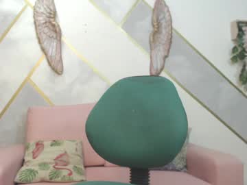 Roxana_Cyrano January 03, 2025 Chaturbate stream image