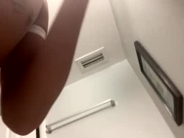 Mrhanglow_Bwc January 03, 2025 Chaturbate stream image