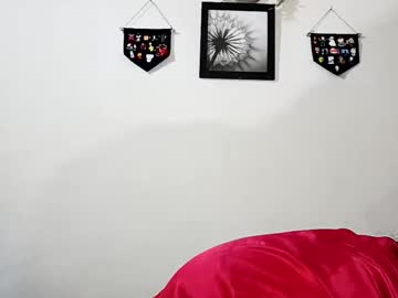 Lyla205 January 04, 2025 Chaturbate stream image