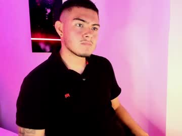 Julian_070 January 04, 2025 Chaturbate stream image