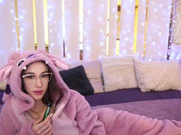 Evelyn_Rush1 January 04, 2025 Chaturbate stream image