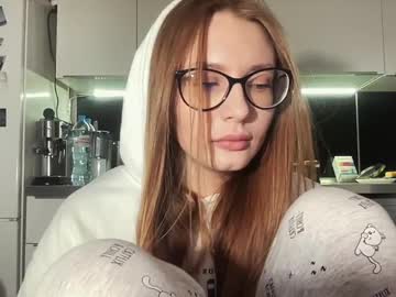 Sweet_Molly15 January 04, 2025 Chaturbate stream image