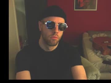 Wolves_Inside January 04, 2025 Chaturbate stream image