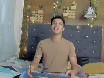 Tayler_Snow January 04, 2025 Chaturbate stream image