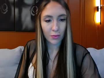 _Julia_Fox_ January 04, 2025 Chaturbate stream image