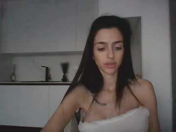 Siliconetits_Brunette January 04, 2025 Chaturbate stream image