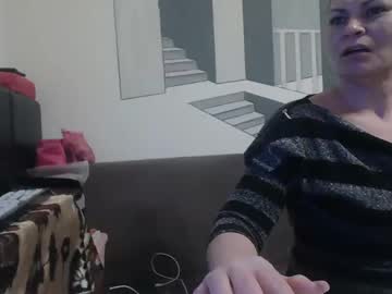 Lissa_Crystal1 January 04, 2025 Chaturbate stream image